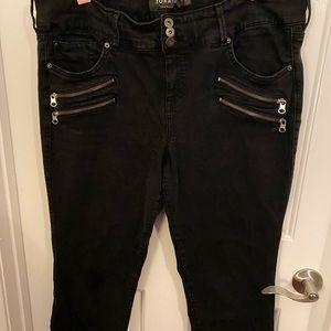 Torrid black skinny jeans